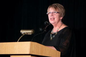 Milwaukee-Public-Library-Foundation-Ben-Franklin-Awards-Paula-Kiely