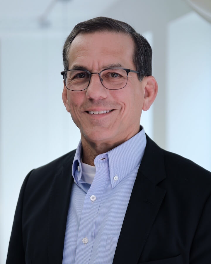 Robert Mlynarek<br>Board Vice President